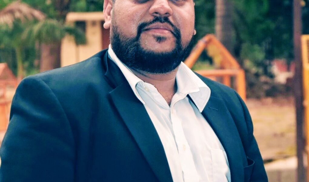 Roopenshu Pratap Singh, Top litigation lawyer in Delhi , Best criminal defense lawyer India, Startup legal services Gurgaon, Corporate law firm in India ,