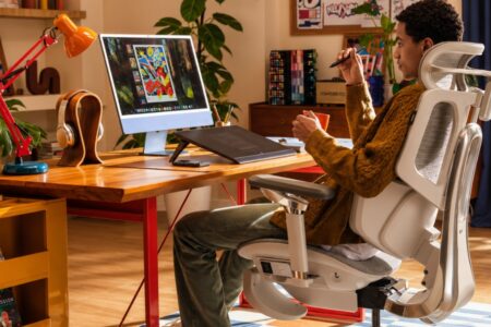 Smart desk gadgets